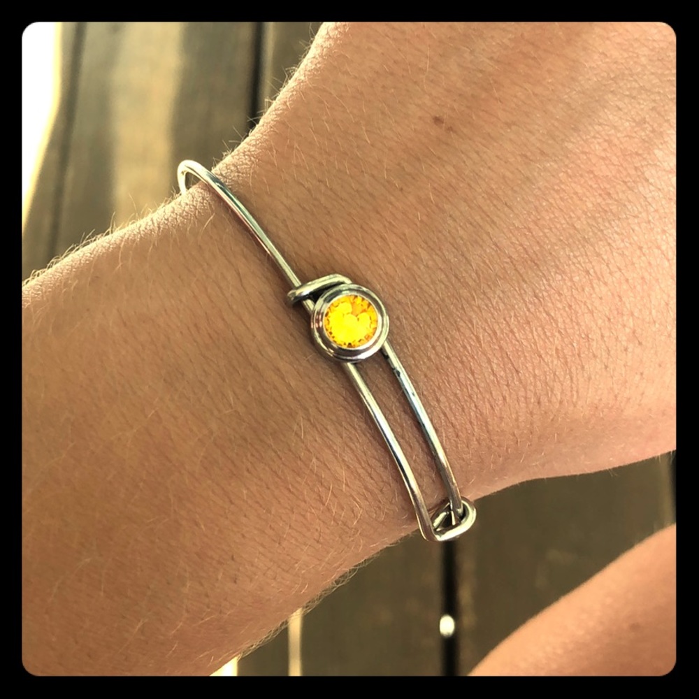 Intellect bracelet
